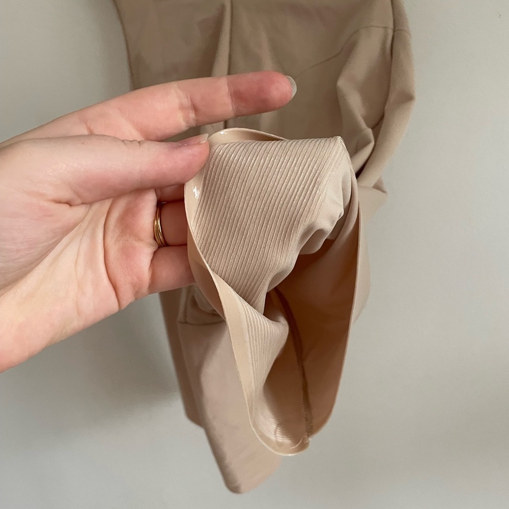 Miraclesuit Beige Shaping Shorts Undergarment Size Medium - Picture 5 of 7